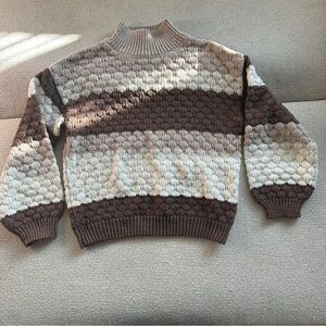 Sweet Wanderer Women's Brown and Cream Sweater
